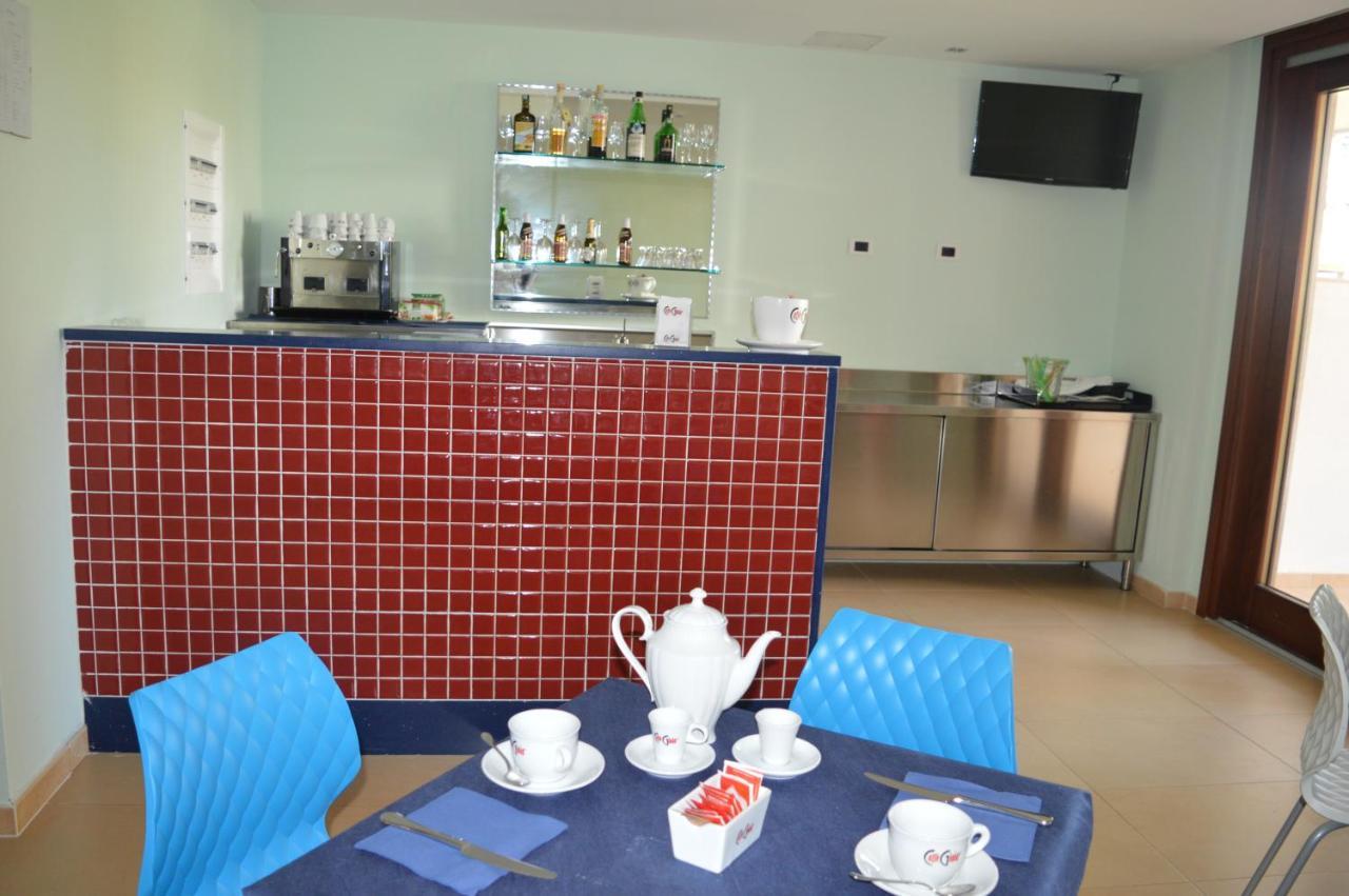 Prince Franklyn Hotel Santa Maria di Castellabate Exteriör bild