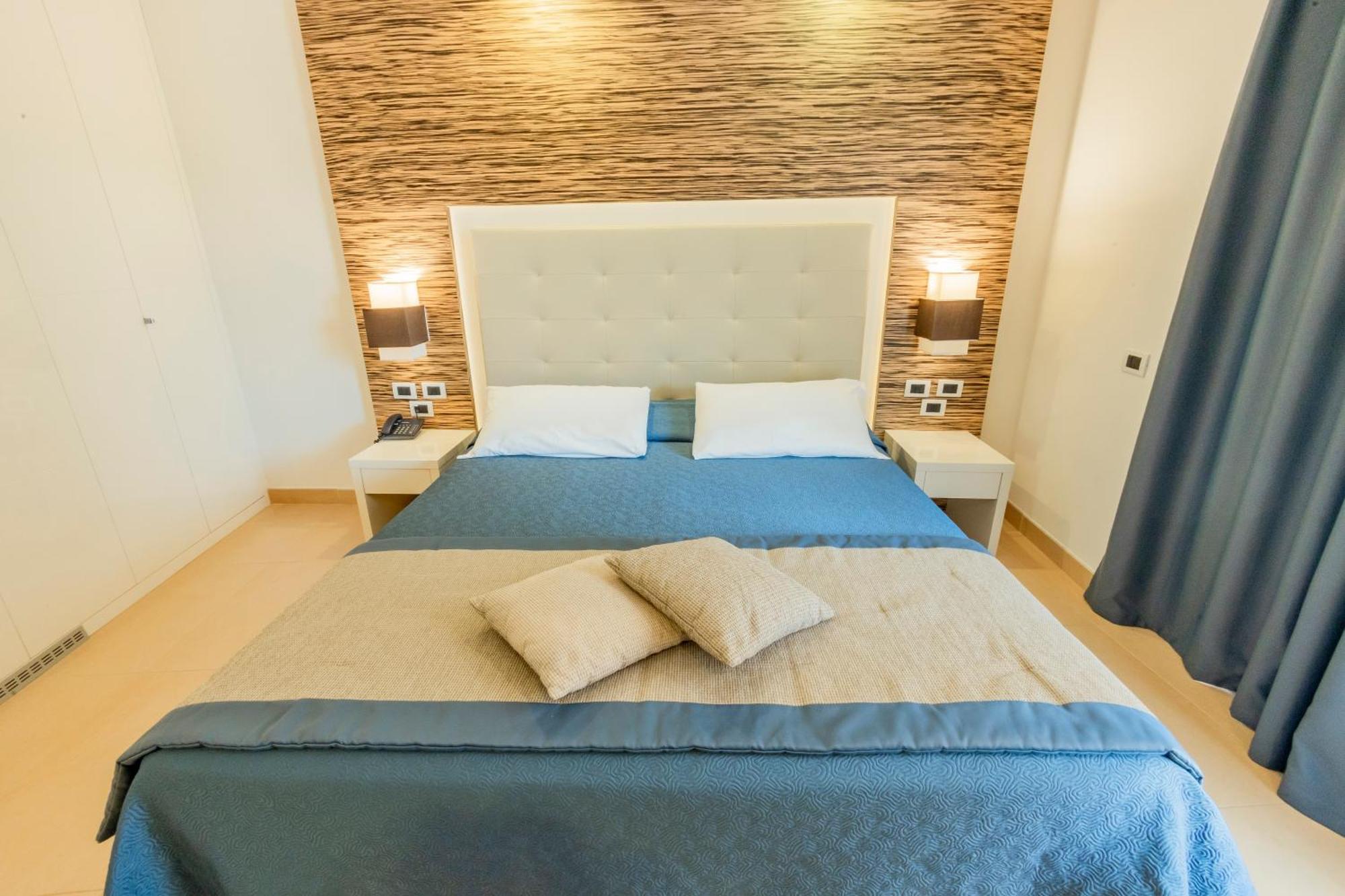 Prince Franklyn Hotel Santa Maria di Castellabate Exteriör bild