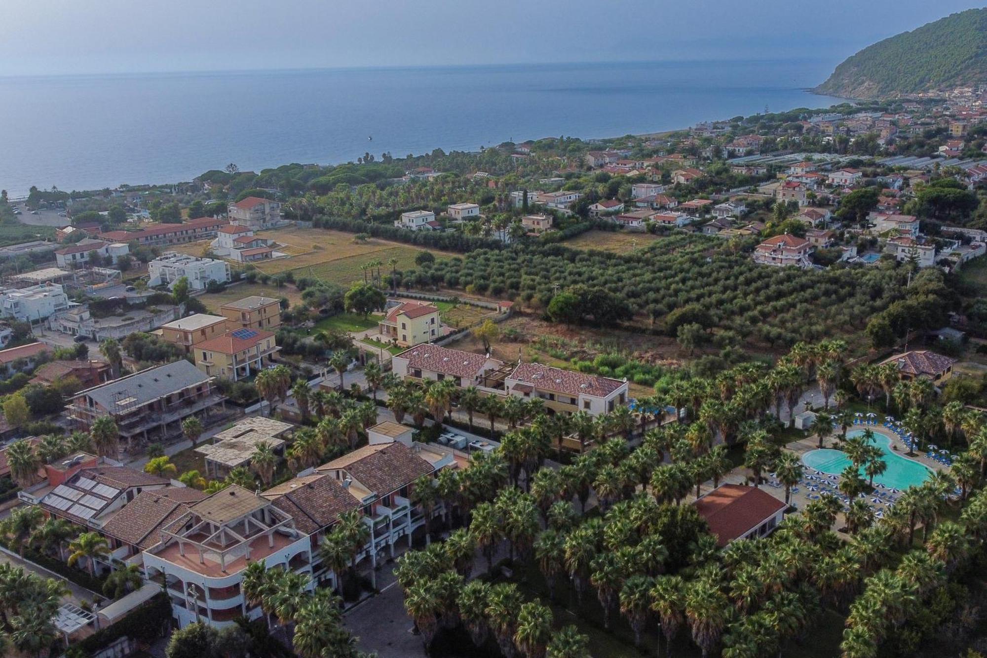 Prince Franklyn Hotel Santa Maria di Castellabate Exteriör bild