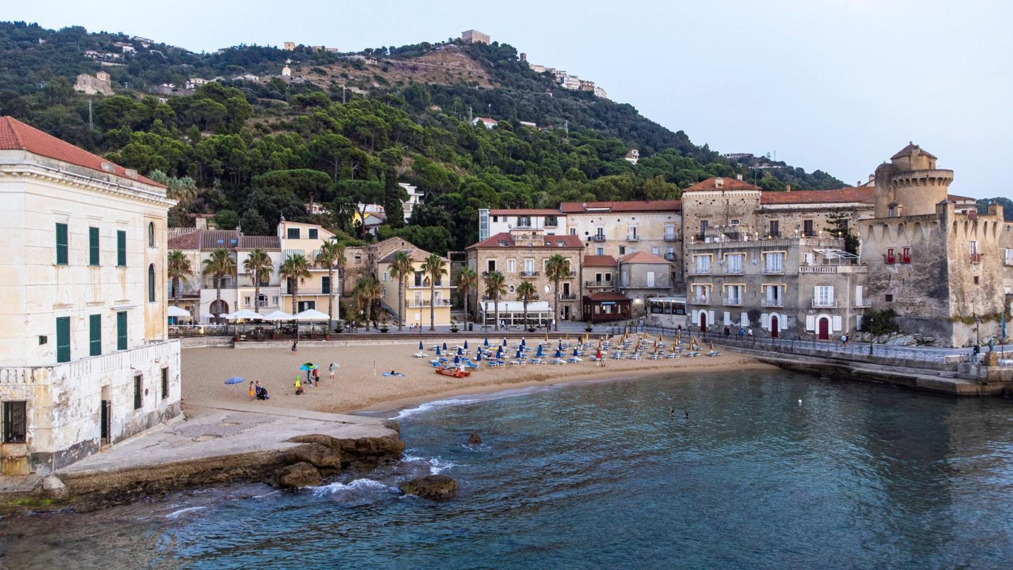 Prince Franklyn Hotel Santa Maria di Castellabate Exteriör bild