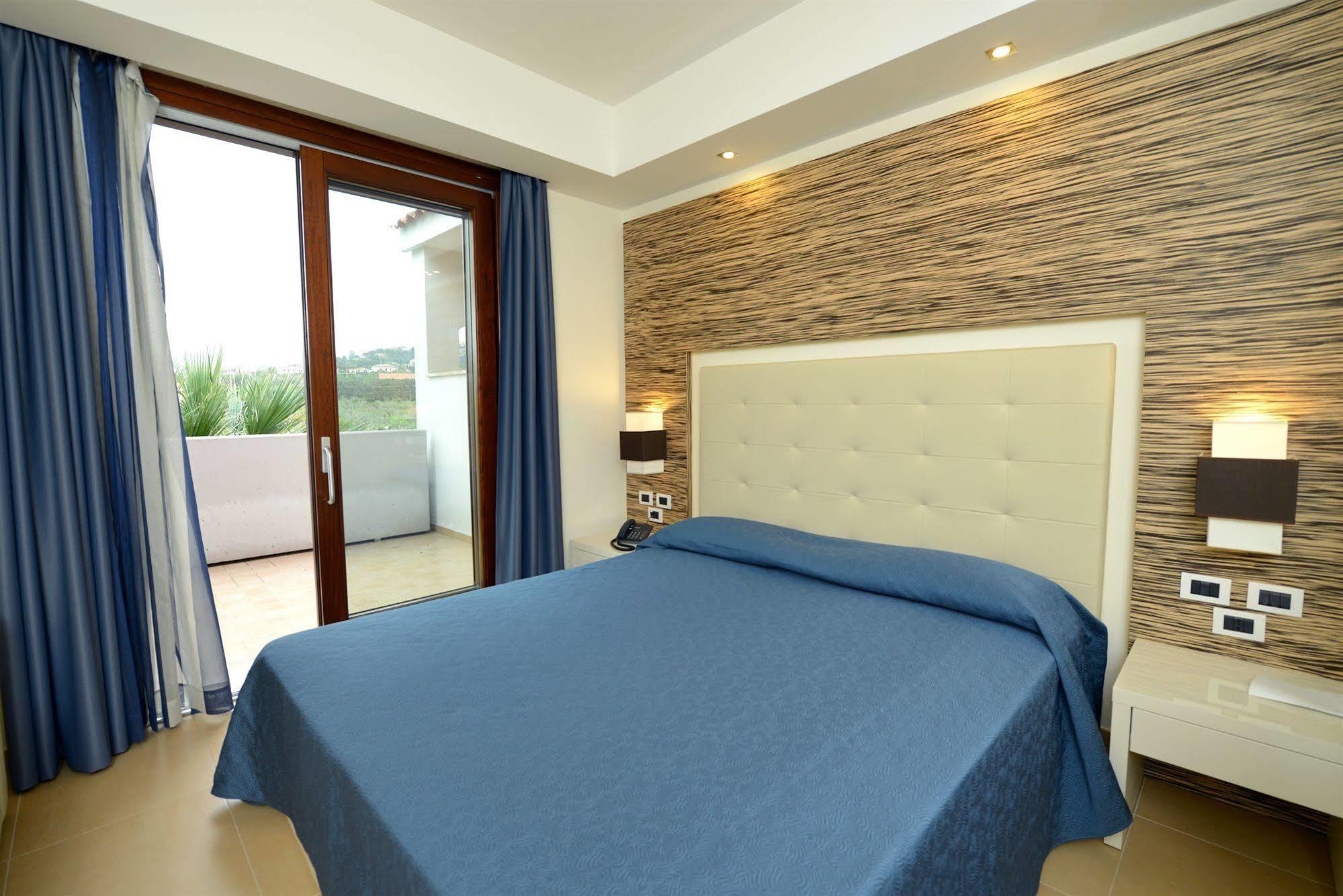 Prince Franklyn Hotel Santa Maria di Castellabate Exteriör bild